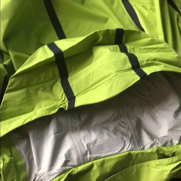 Neon Green Running Jacket with Hood - Picture 8 of 11